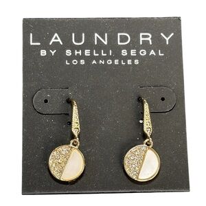 Laundry By Shelli Segal MOP Goldtone Crystal Earrings Deadstock 1-1/8" L Total
